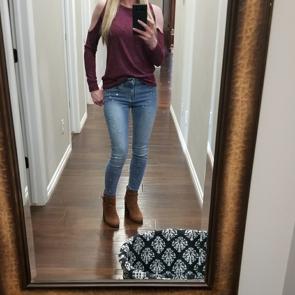 Sweater - Picture 2 of 7